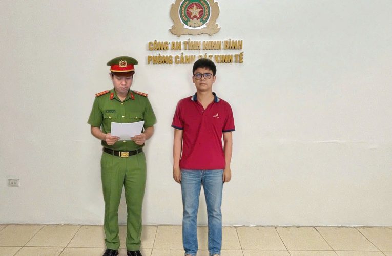 Khởi tố vụ án mua bán trái phép hóa đơn tại Công ty TNHH Thương mại Dương Châu, phường Mỹ Lộc, tỉnh Ninh Bình